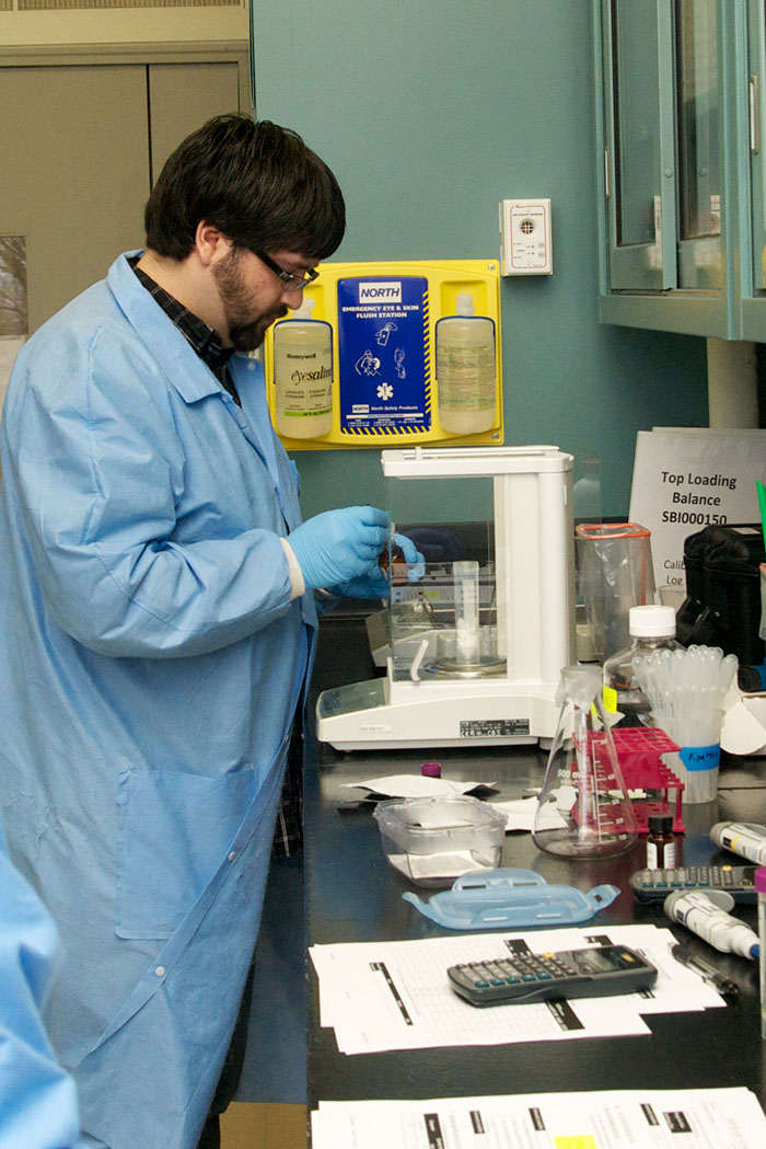 Saladax Operation Scientist Justin Jarrah at work in the lab.